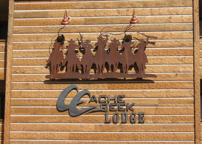 Hotel Cache Creek 4*